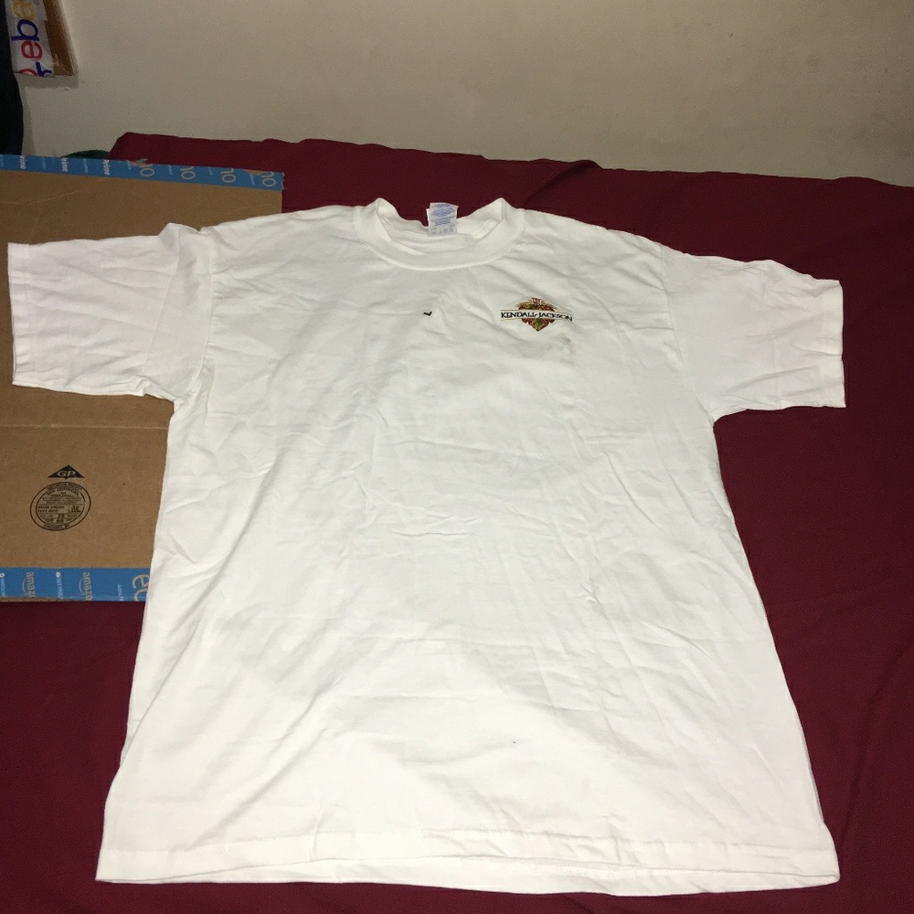 Kendall Jackson wine sewn logo white shirt Large L